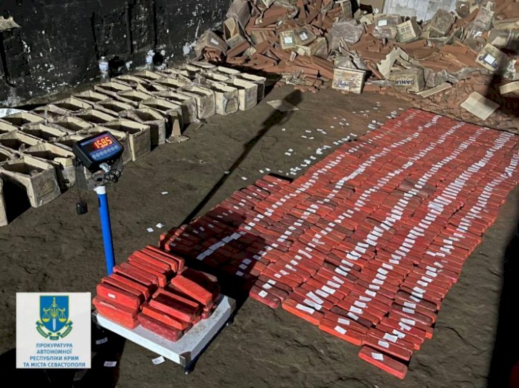 Ukrayna'ya bağlı Kırım Savcılığı, eroin kaçakçılığı şüphesiyle iki Türk vatandaşını yakaladı