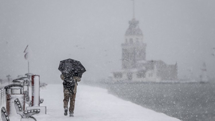 AKOM'dan İstanbul'a Sibirya kökenli soğuk hava ve kar yağışı uyarısı
