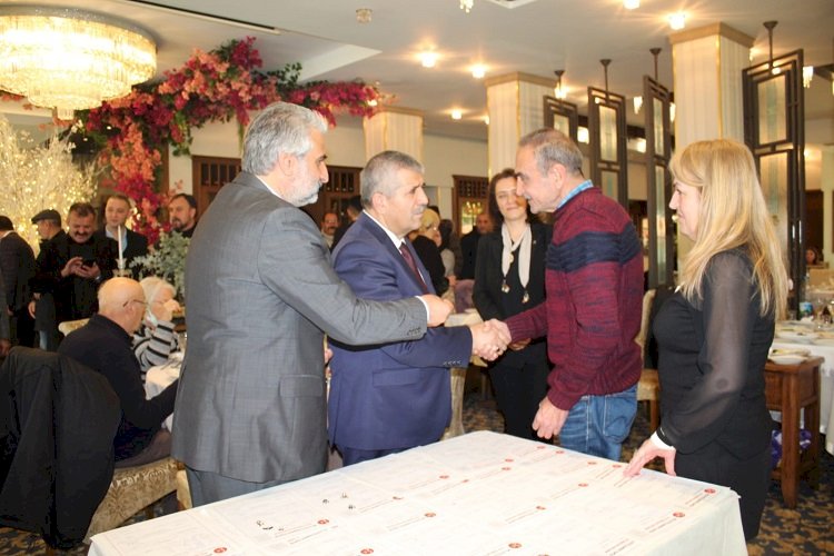İYİ Parti ve CHP’den Toplu İstifa
