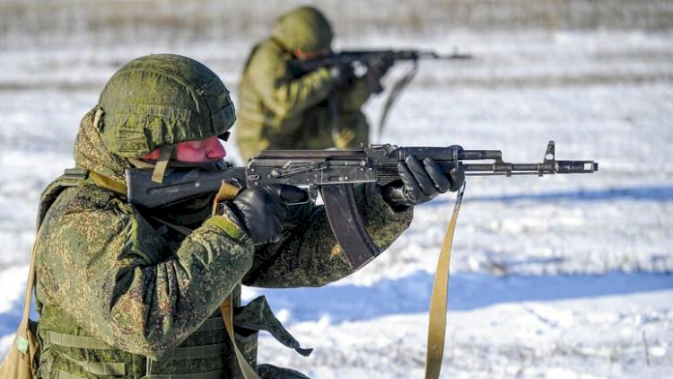 Rusya'dan Ukrayna sınırında 'toprak alma' hedefli indirme tatbikatı