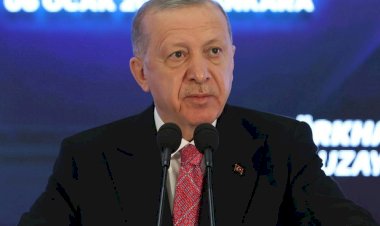 Cumhurbaşkanı Erdoğan: Savunma sanayiinde çıtayı yukarı çıkararak, ülkemizi geleceğin harp ortamına hazırlıyoruz