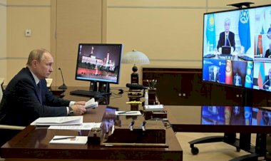 Putin fotoğrafla mesaj verdi... "Renkli devrim olmayacak"