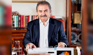 Eski Bakan Namık Kemal Zeybek'ten canlı yayında ortalığı karıştıracak iddia!