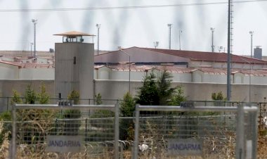 Türkiye'de KHK mağduriyetleri büyüyor
