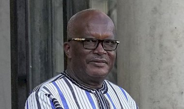 Cumhurbaşkanı Kabore asker tarafından alıkonuldu