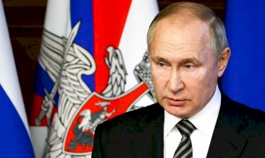 Kremlin: Putin'e yaptırım acı verici değil yıkıcı olur