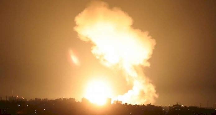 İsrail Gazze Şeridi'nde Hamas'a ait hedefleri vurdu