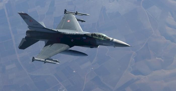 Atina: Türk F-16'ları Yunan adaları üzerinde uçtu