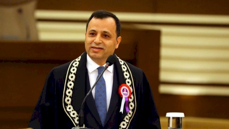 AYM Başkanı Zühtü Arslan'dan adil yargılama uyarısı: Durum vahim