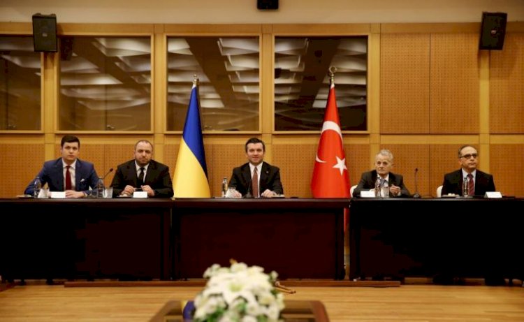 Ukrayna-Türkiye Parlamentolar Arası Dostluk Grubu heyeti, Dışişleri Bakan Yardımcısı Kıran ile görüştü