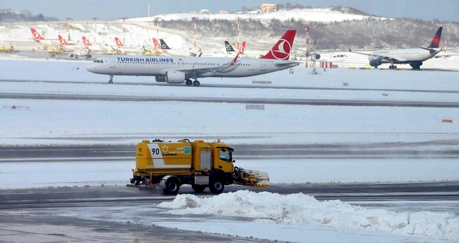 İmamoğlu yemekteydi, peki ya havalimanı valisi neredeydi?