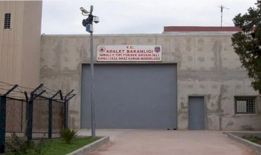 Anayasa Mahkemesi'nden Öcalan kararı