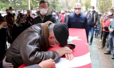 Şehit Piyade Er Tarık Tarcan ebediyete uğurlandı! Babasını sözleri yürekleri dağladı!