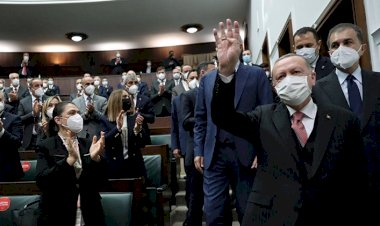 Kübra Par, AKP ve Erdoğan'ı uyardı: Sandıkta bedelini ödemek istemi...