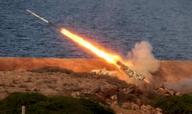 İran'dan 1450 km menzilli yeni füze