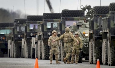 Ukrayna krizi: Amerikan askerleri Romanya'ya ulaşmaya başladı