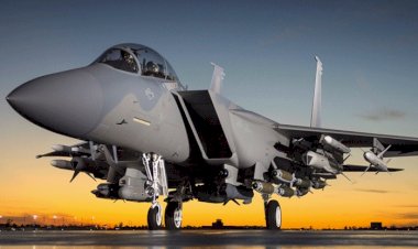ABD'nin F-15 savaş uçakları Polonya'ya geldi