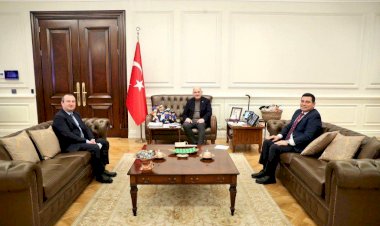 Tütüncü, Türkiye’nin göz bebeklerini BİLİMFEST’e davet etti