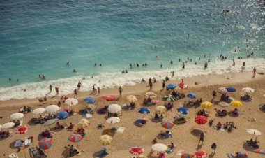 Reuters: Rezervasyonlar artsa da Türkiye turizmini yükselen maliyetler zorluyor