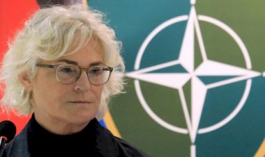 Lambrecht: Putin omuz omuza vermemizden rahatsız oldu