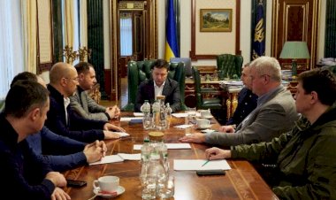 Zelenskiy’den Ukrayna-Rusya savaşı ile ilgili sert ifadeler: Cepheye çağırdı
