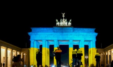 Berlin Ukrayna Krizinde Eleştirilerin Hedefinde
