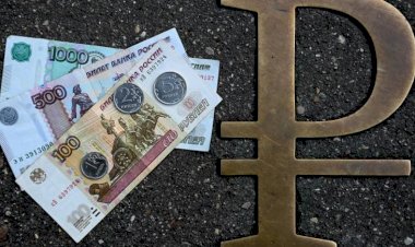 SWIFT nedir, Rusya'nın SWIFT'ten çıkarılması ekonomisini nasıl etkiler?
