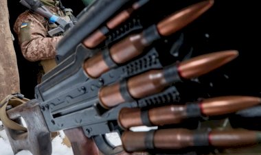 AB: Ukrayna'ya gönderilecek olan silahlar yolda
