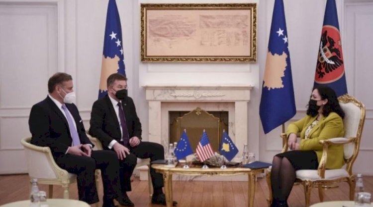 AB ve ABD'den Kosova'ya çağrı: Sırp belediyelere daha fazla özerklik vaadini tutun