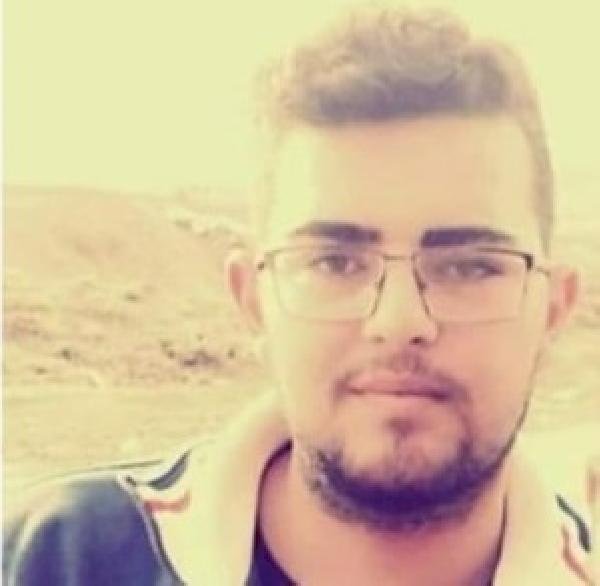 Geriye kayan tır araca çarptı. Birliğine teslim olmaya giderken kazada öldü