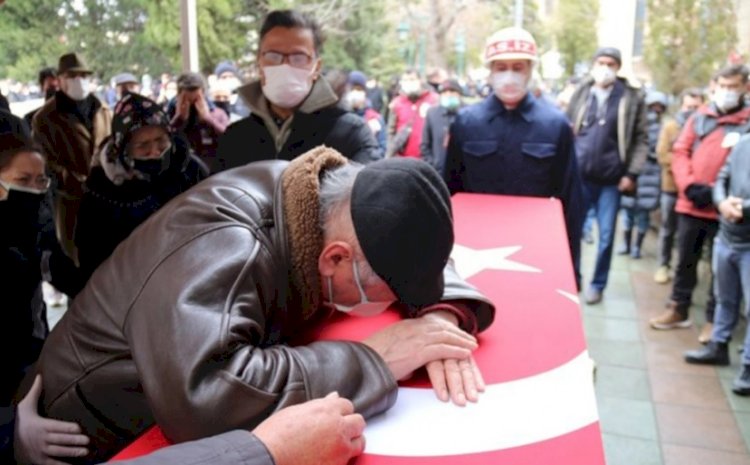 Şehit Piyade Er Tarık Tarcan ebediyete uğurlandı! Babasını sözleri yürekleri dağladı!