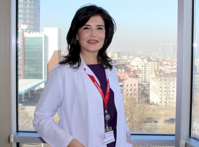 HAMİLELİK VE ERGENLİKTE DERİ ÇATLAKLARINA DİKKAT!