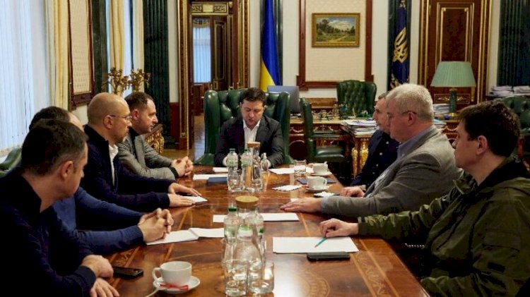 Zelenskiy’den Ukrayna-Rusya savaşı ile ilgili sert ifadeler: Cepheye çağırdı