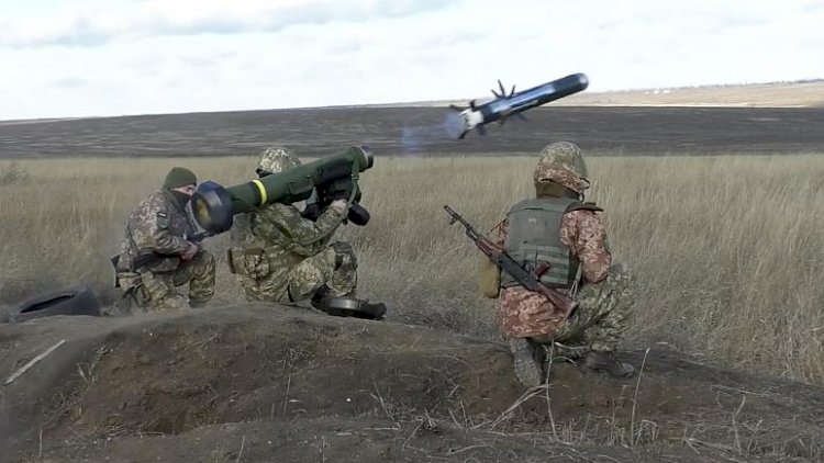 Ukrayna ordusunun Rusya savaşındaki 'son umudu' Amerikan yapımı Javelin füzesi nedir?