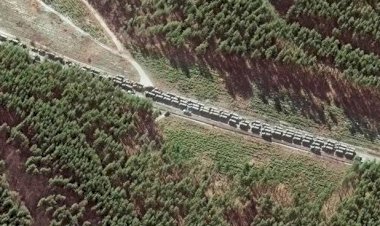 Rus işgal konvoyu Kiev’e ilerliyor