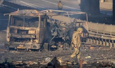 Kiev: Saldırıların gölgesinde gündelik hayat
