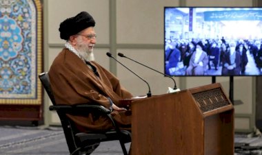 Hamaney ABD’yi Ukrayna Krizi Nedeniyle Eleştirdi