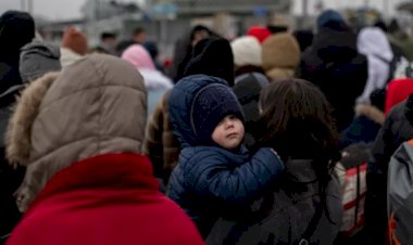 Mariupol'de insani geçiş için ilan edilen ateşkes ikinci gününde de ihlal edildi, tahliyeler durdu
