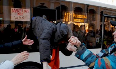 Yasaklara Rağmen Rusya’da Savaş Karşıtı Gösteriler