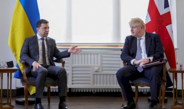 Zelenskiy, İngiltere Başbakanı Johnson ile görüştü