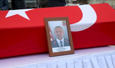 Şehit Uzman Çavuş İsmail Ergin, son yolculuğuna uğurlandı