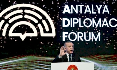 “Ukrayna Haklı Davasında Yalnız Bırakıldı”