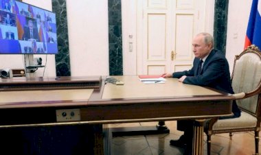 Eski Rus bakan: Putin darbeyle devrilebilir