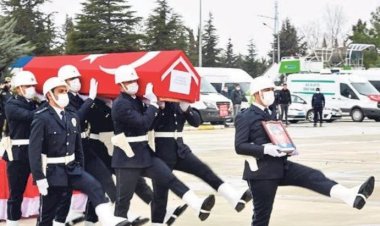 Şehit polisin naaşı memleketi Balıkesir’e törenle uğurlandı