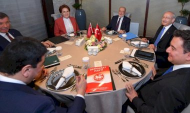 Fehmi Koru: ‘‘Seçime yeni yasayla gidildi ve AK Parti iktidarı kaybetti’’ diyelim..