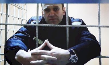 Rus muhalif Navalni'ye dokuz yıl hapis cezası