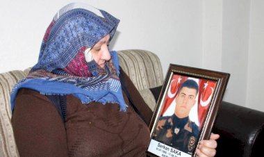 Şehit annesinin sözleri yürekleri dağladı: "6 senedir dua ediyorum bir kere rüyamda görmek için"