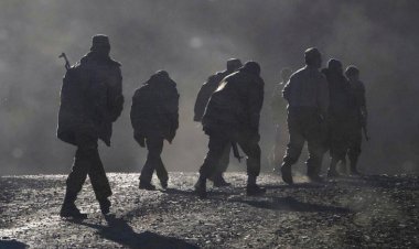 Rusya, Azerbaycan Karabağ'da ateşkesi ihlal etti dedi, Bakü itiraz etti
