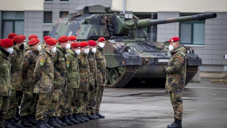 Almanya'da zorunlu askerlik tartışmaları: Destekleyenler ve karşı çıkanlar ne diyor?