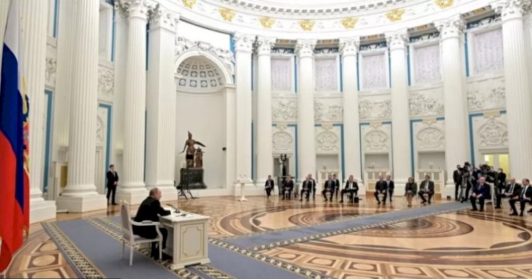 Rusya Ukrayna'yı işgal ederken, Putin'in yakın çevresinde savaşı kimler yönetiyor?